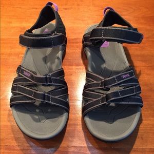 TEVA Tirra Sandals, Black size 7